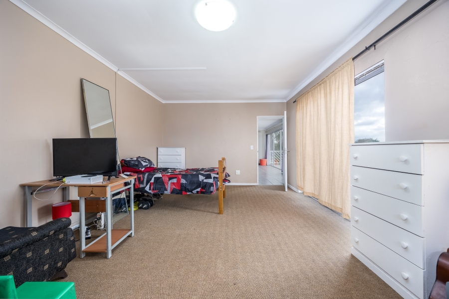 5 Bedroom Property for Sale in Rouxville Western Cape